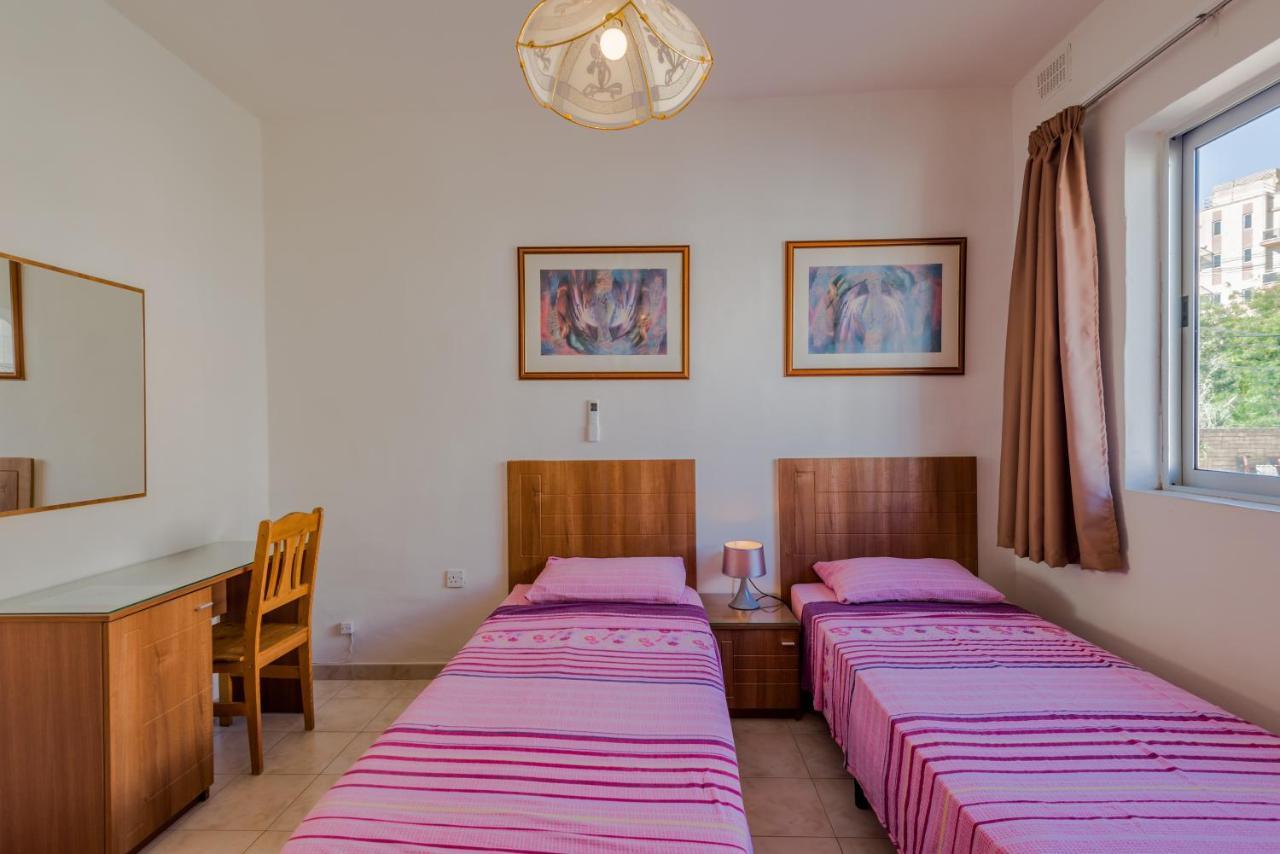 Bayview 2 Bedroom Seaview Apartment With Large Terrace With Panoramic Views - By Getawaysmalta St. Paul's Bay Luaran gambar